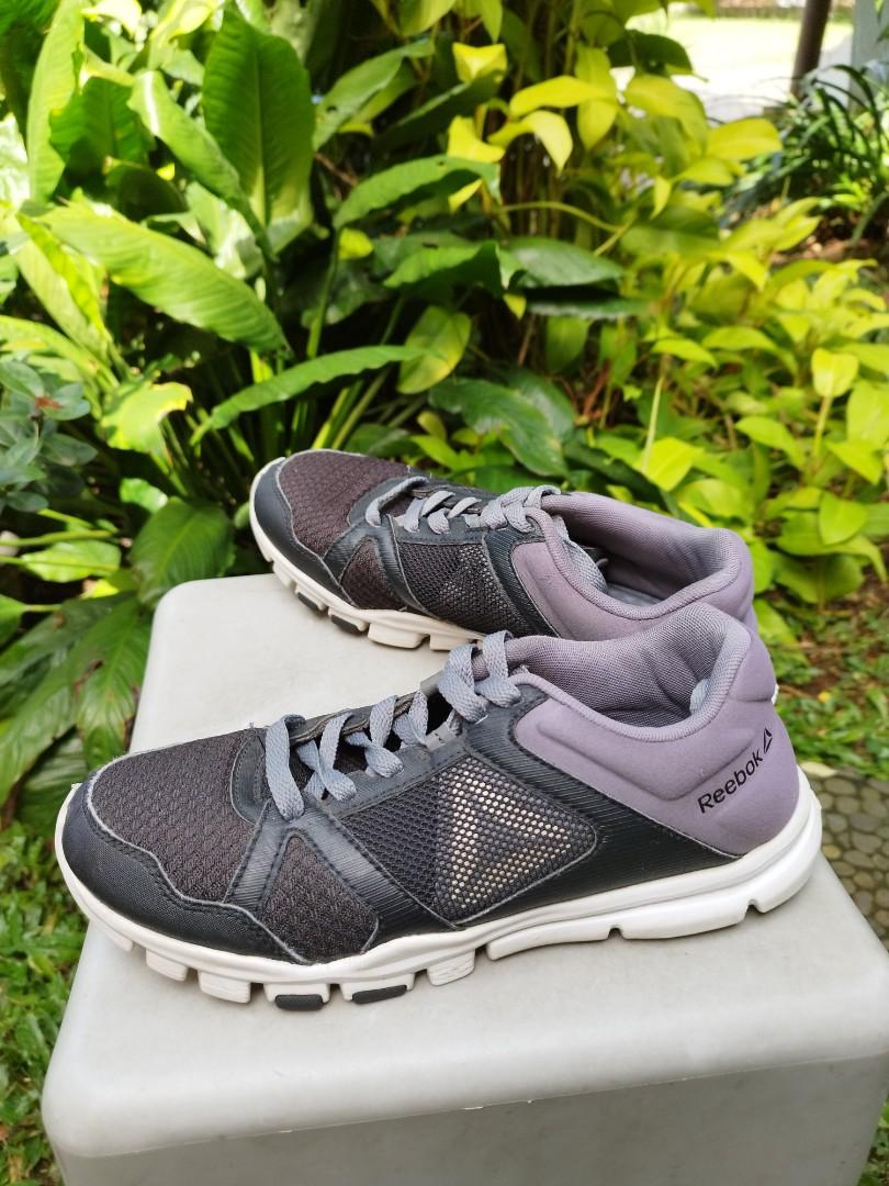 Harga sepatu reebok memory cheap tech