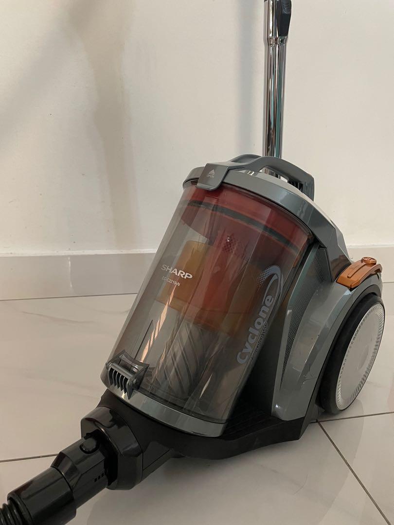 Krimpen spier Reageer Sharp EC-C2219-N Vacuum, TV & Home Appliances, Vacuum Cleaner &  Housekeeping on Carousell