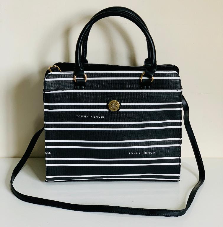 Tommy hilfiger convertible hotsell crossbody bag