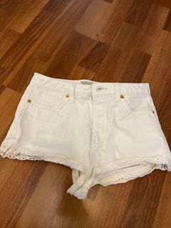 (Category: ) located in . Submitted by yuin2 (Listing ID 1170554474, Image 1). Description: .