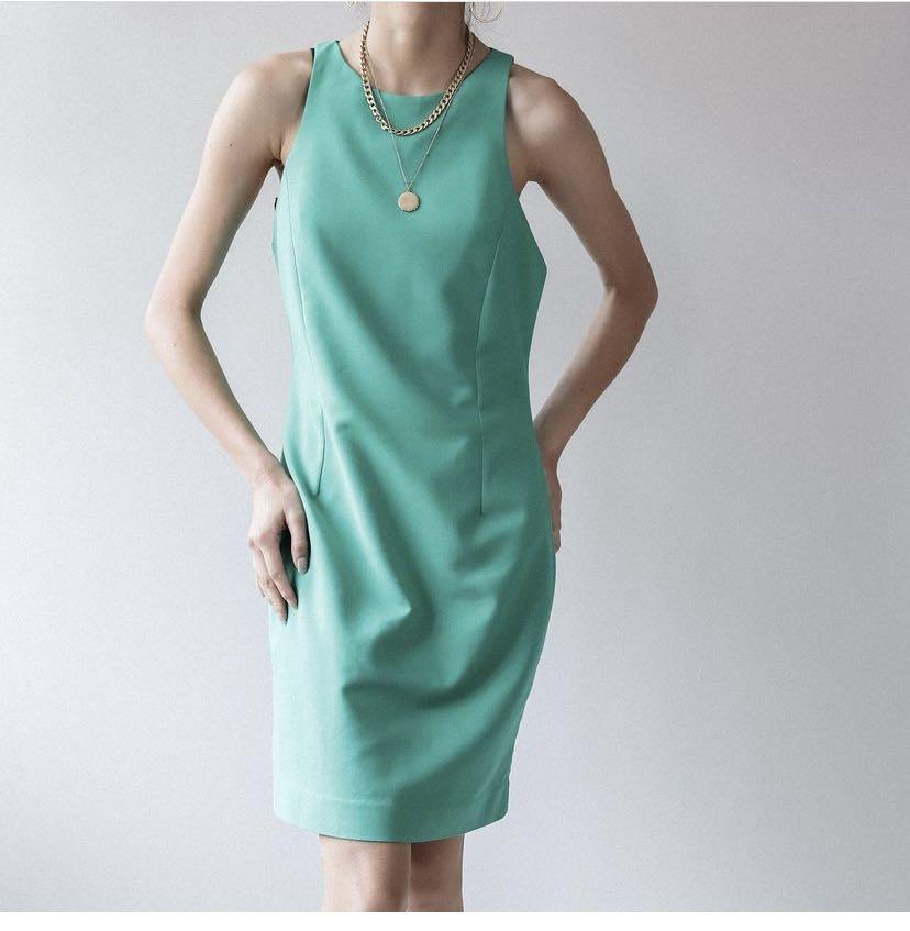 Zara green dress (Category: Dresses) located in Cainta. Submitted by cinefr_ (Listing ID 1170571916, Image 2). Description: Rfs: bought wrong size Best fits xs and s .
