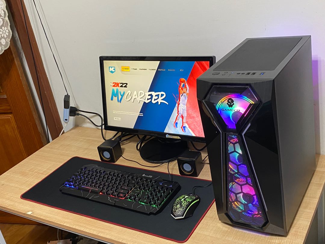 88 Brand new 7th Gen Core i5 Gaming PC, 電腦及科技產品, 桌上電腦或筆記型電腦在旋轉拍賣