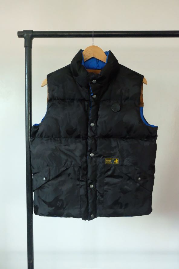 aape reversible puffer vest, Men's Fashion, Coats, Jackets and ...