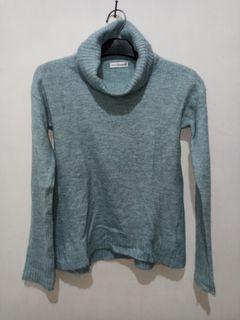 AVV sweater turtleneck soft blue tosca bulu biru muda toska aesthetic