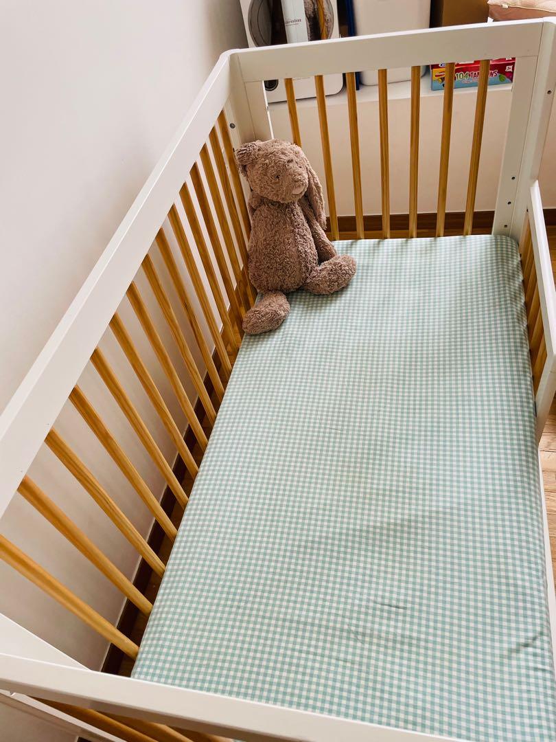 Babyletto cot Lolly 3in1 Convertible Crib (White/Natural), Babies