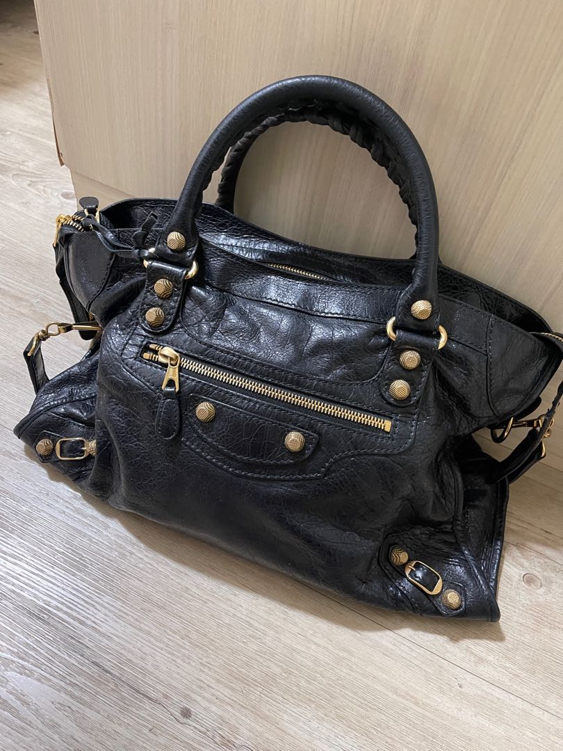 Balenciaga bag deals black gold