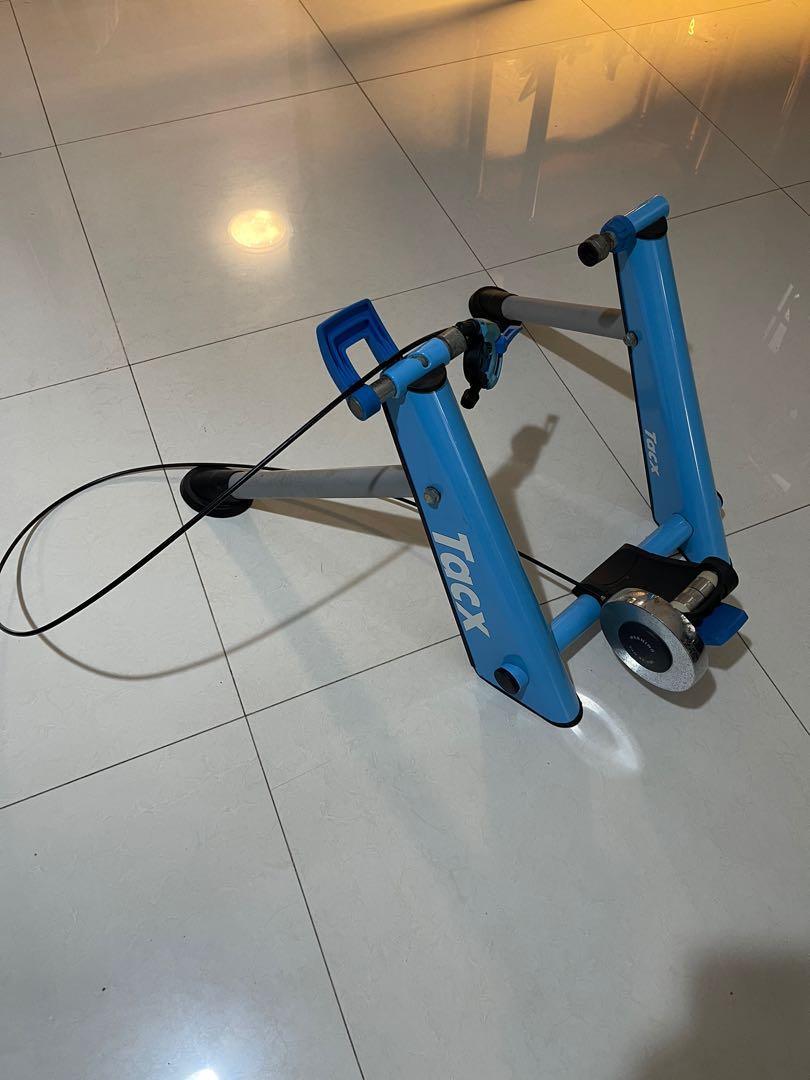 Bike indoor training wheel stand, Sports Equipment, Bicycles & Parts