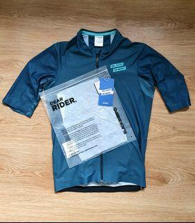 Black Sheep racing aero jersey (M)