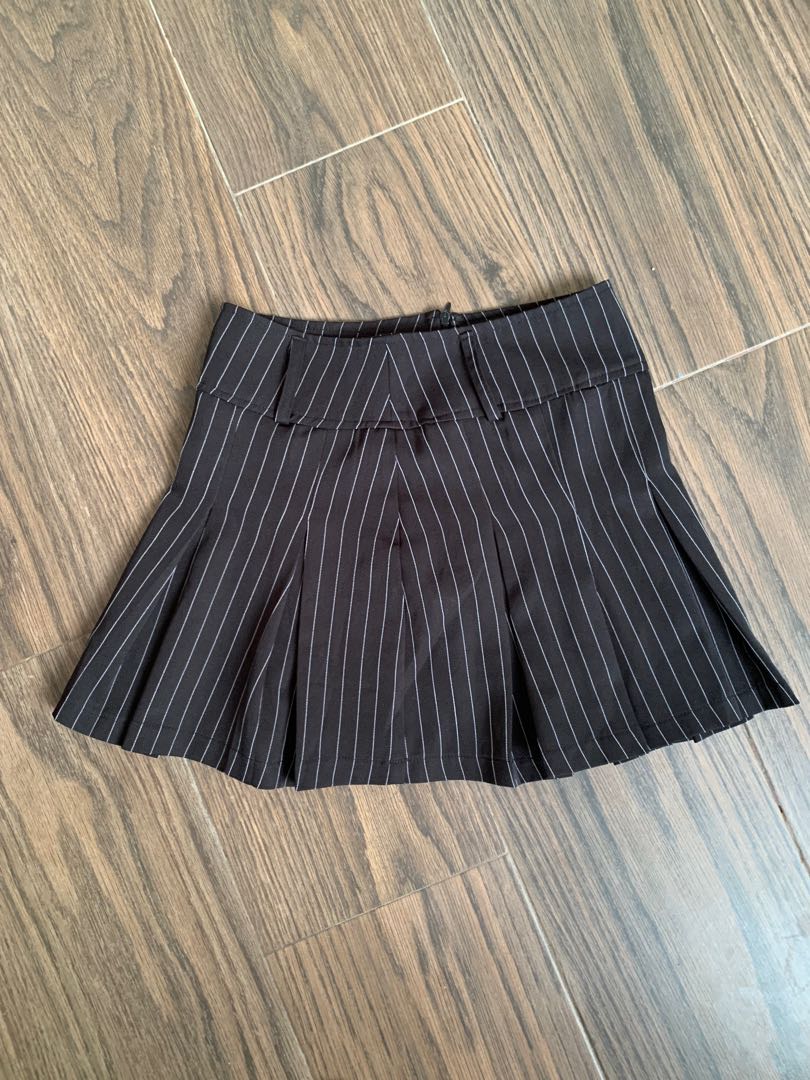 black striped pleated y2k mini skirt Women s Fashion Bottoms