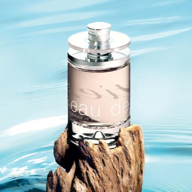 Cartier essence deals