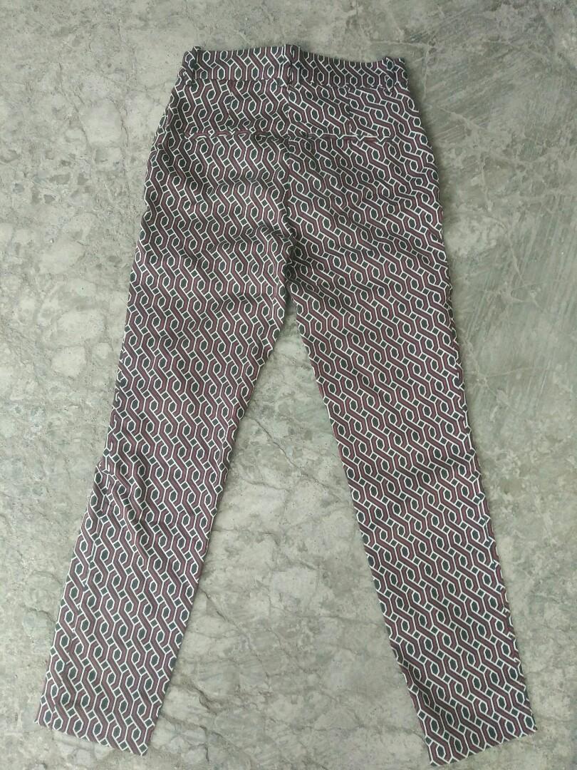 Celana GP \u0026 J Baker x H\u0026M second 