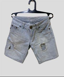 Celana pendek jeans no brand