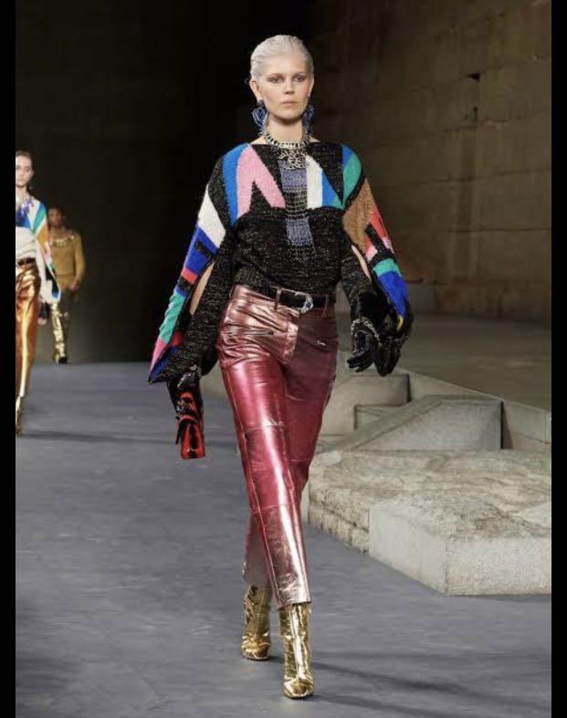 Chanel 19A Runway Egypt Paris Collection - Knitwear sweater