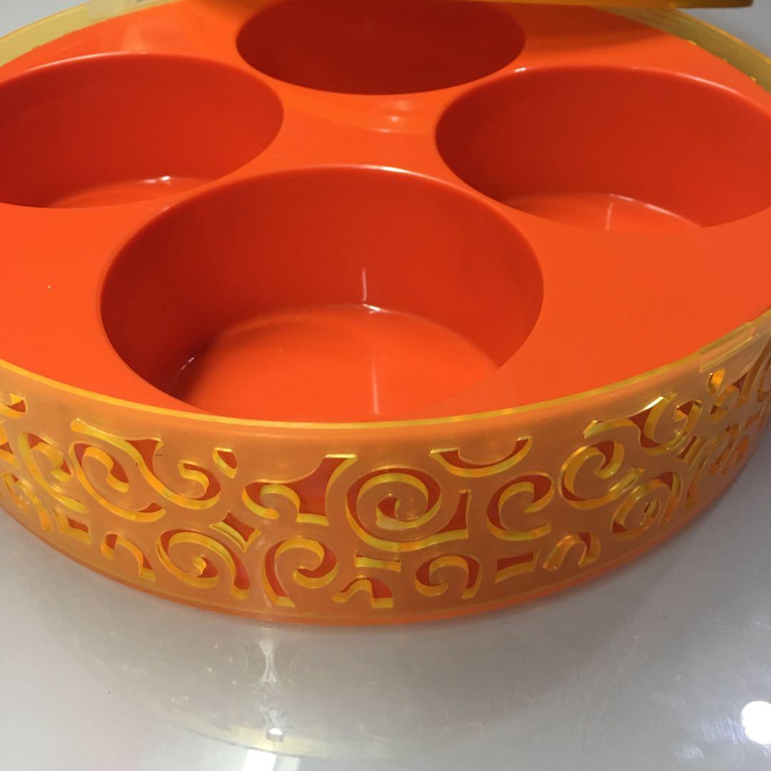 City Of Dreams Round Plastic Container (Category: Storage Boxes & Baskets) located in Manila. Submitted by urbanwear (Listing ID 1170802416, Image 2). Description: Laser cut design at sides.