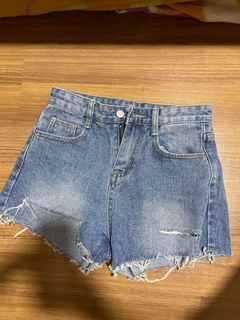 (Category: ) located in . Submitted by chervie (Listing ID 1170815776, Image 1). Description: .