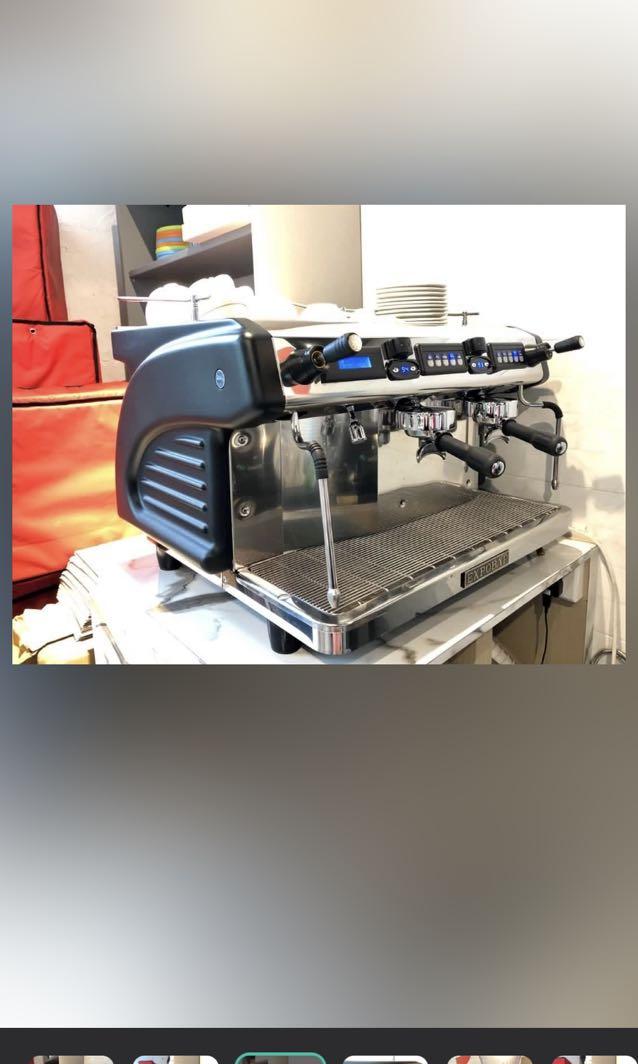 Expobar Espresso Machine + Mazzer Grinder, TV & Home Appliances