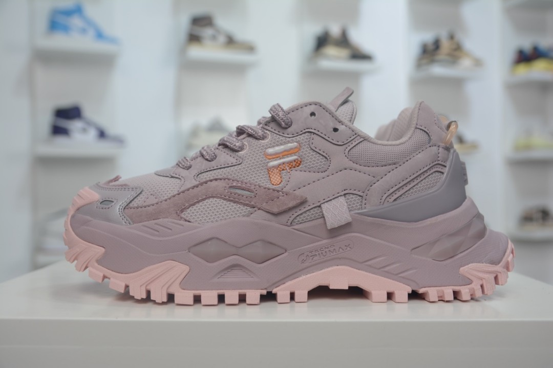 Fila Fusion Bianco Running Sneakers W 2021 Women s Fashion Footwear Sneakers on Carousell