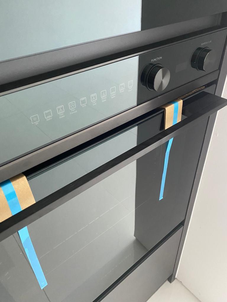 Oven Fisher & Paykel Brand New , Furniture & Home Living