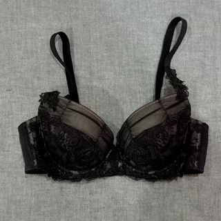 (Category: ) located in . Submitted by overlapping (Listing ID 1170732226, Image 1). Description: .