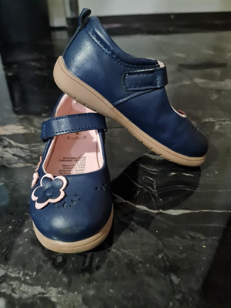 Girl pumps shop