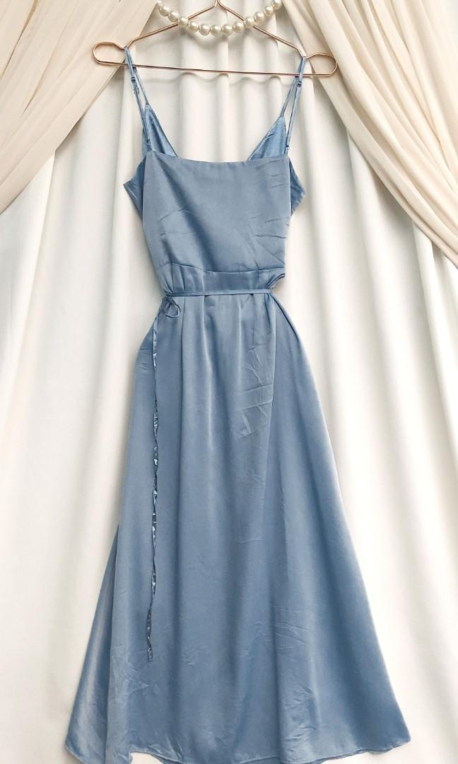 H&M Light Blue Satin Maxi Wrap Dress, Women's Fashion, Dresses & Sets, Dresses on Carousell H&M Light Blue Satin Maxi Wrap Dress, Women's Fashion, Dresses & Sets, Dresses on Carousell
