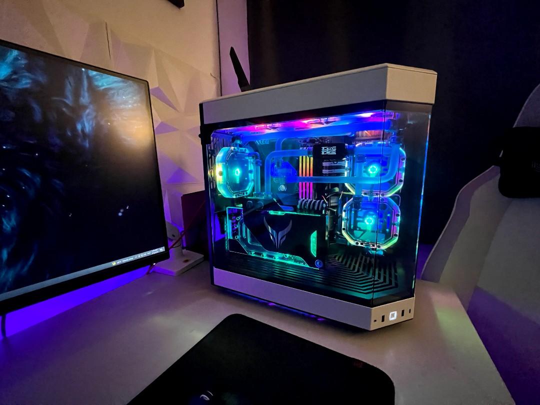 Hyte y60 watercooled PC with liquid devil's, Computers & Tech