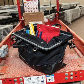Klein Tools Deluxe Tool Bag, Black Canvas, 13 Pockets, 18-Inch