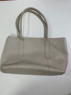 （分類：）位於 。 由 yumag 提交（商品編號 1170730981，圖片 1）。簡介： 。