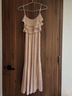 (Category: ) located in . Submitted by lotus1929 (Listing ID 1170709901, Image 1). Description: .