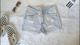 (Category: ) located in . Submitted by wethethrift (Listing ID 1170721171, Image 1). Description: .