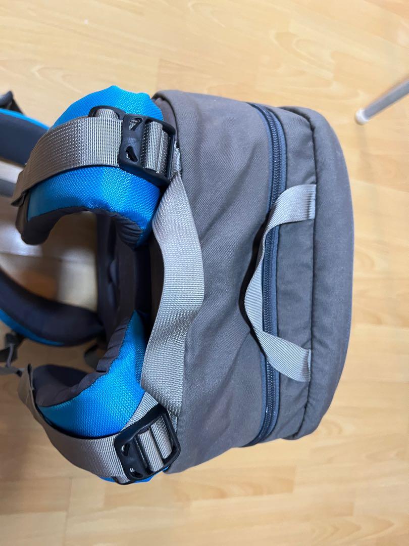 Littlelife Ultralight Convertible S2 carrier hiking trekking baby