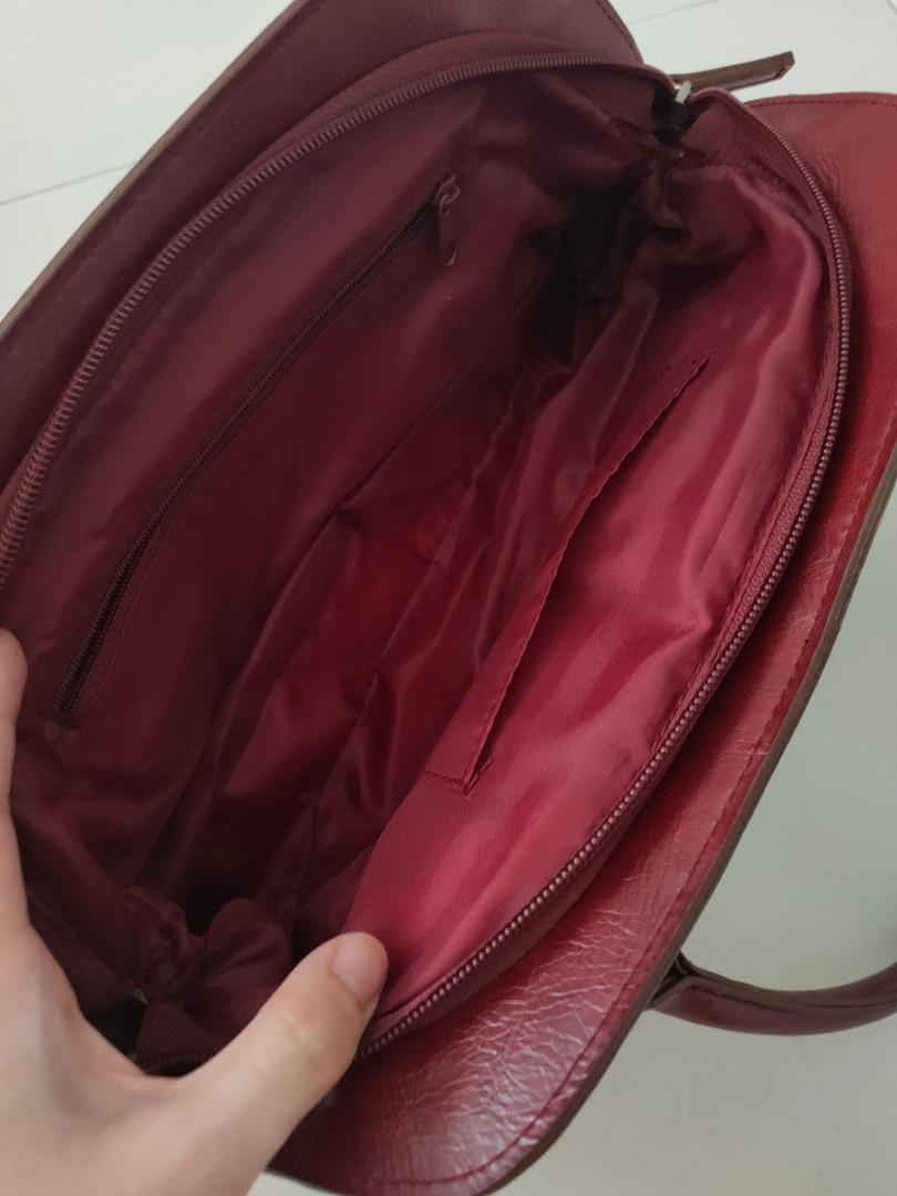 Maroon purse top