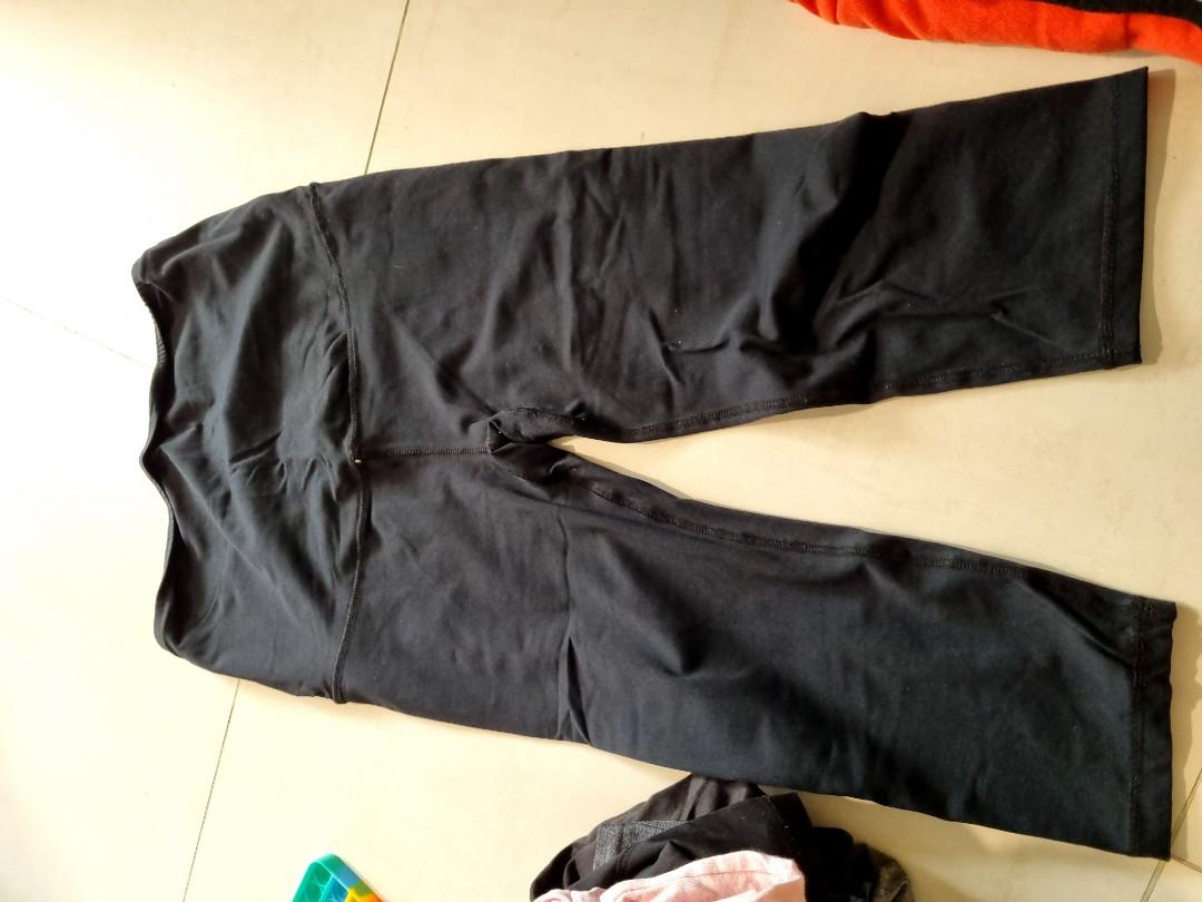 Maternity tights for exercise, Women's Fashion, Maternity wear on Carousell