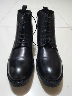 (Category: ) located in . Submitted by GDthriftstore (Listing ID 1170696855, Image 1). Description: .
