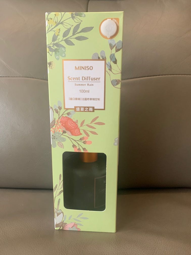 Miniso Scent Diffuser, Furniture & Home Living, Home Fragrance on Carousell