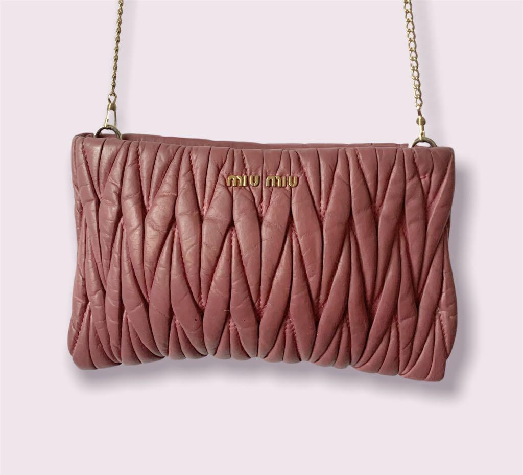 Miu Miu Matelassé Clutch Chain Pink Lambskin Leather Bag With Made In  Turkey Tag, Women's Fashion, Bags & Wallets, Shoulder Bags on Carousell