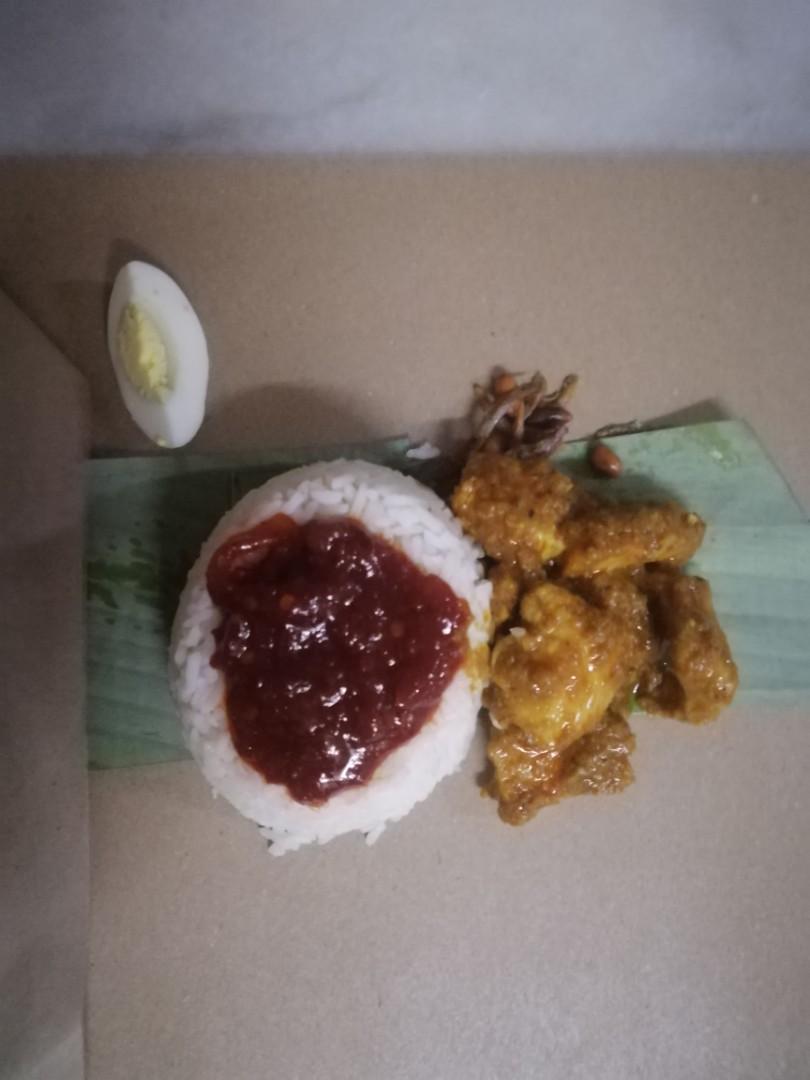 Nasi Lemak Bungkus Royale Kukus Food And Drinks Packaged And Instant Food On Carousell 2663