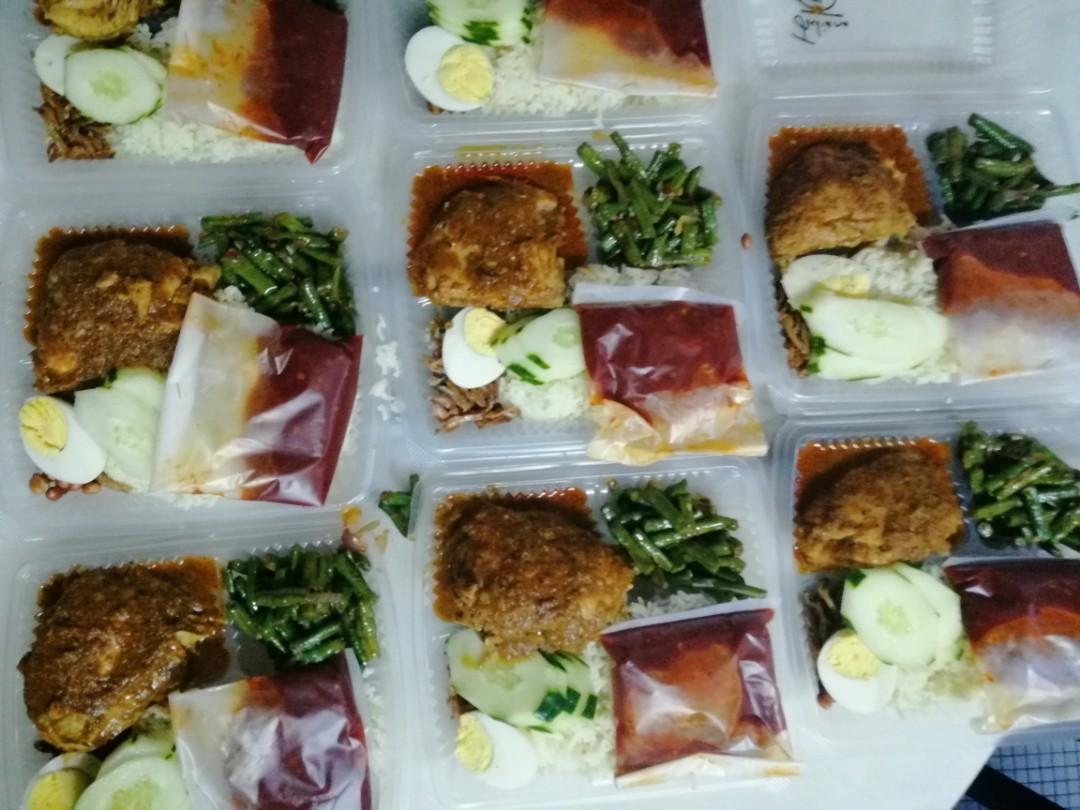 Nasi Lemak Bungkus Royale Kukus Food And Drinks Packaged And Instant Food On Carousell 1981