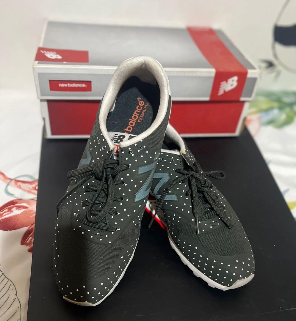 New Balance Mode de Vie 8.5 (Category: Sneakers) located in Quezon City. Submitted by cleanspaceph (Listing ID 1170720149, Image 2). Description: Authentic New Balance Mode de Vie Green Polka 8.5 US Bought for Php4,995 Used twice only .