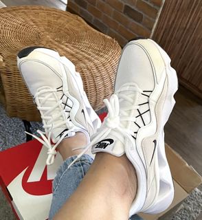 (Category: ) located in . Submitted by kitesurfer (Listing ID 1170760809, Image 1). Description: .