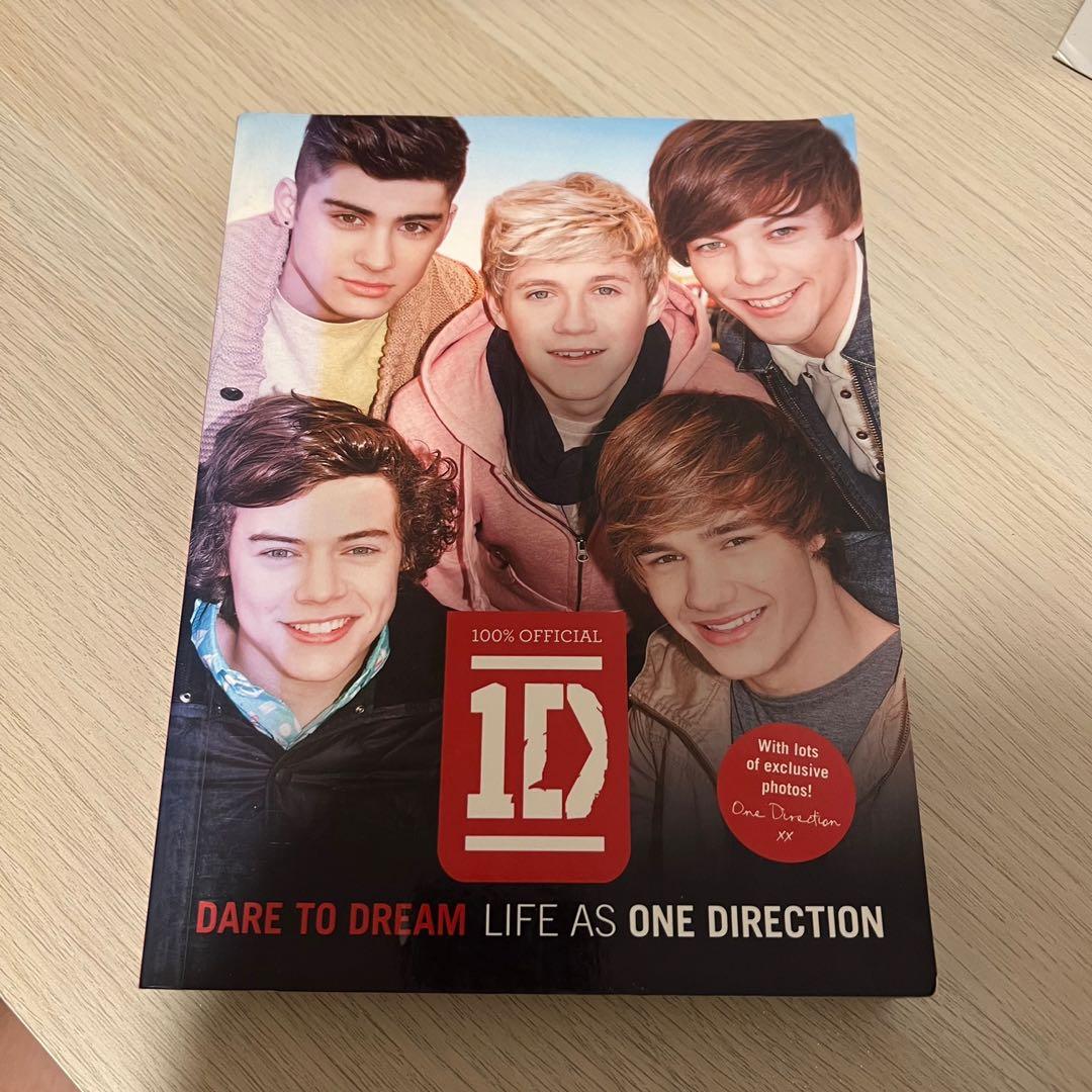 One Direction Dare To Dream Live As One Direction, 興趣及遊戲, 書本 文具, 小說 故事書-  Carousell