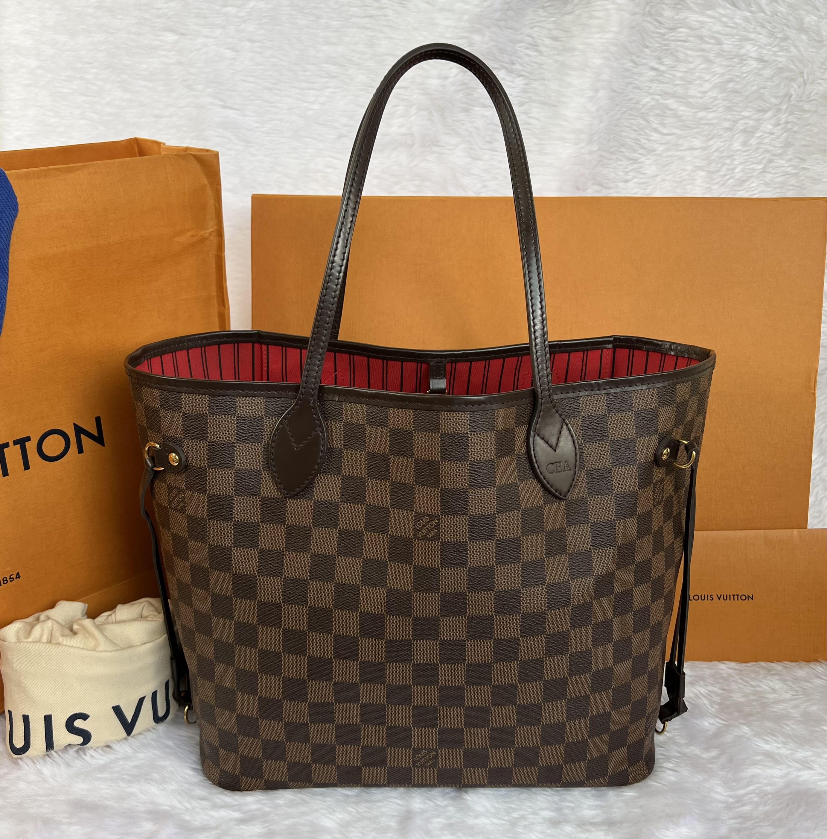 Authentic LV Totally MM Damier Azur, Luxury, Bags & Wallets on Carousell
