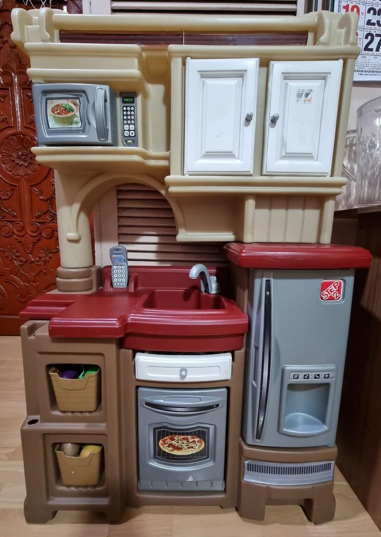 Original Step 2 Kitchen Play Set Same Quality As Little Tykes (Category: Kids Toys) located in Manila. Submitted by shellen8 (Listing ID 1170865550, Image 1). Description: FOR SALE: ORIGINAL STEP 2 KITCHEN PLAY SET CONDITION: GREAT CONDITION, SAME LEVEL AND QUALITY AS LITTLE TYKES. SOLD AS IS, WHAT YOU SEE IS WHAT YOU GET. NO REFUND. NOT FOR PICKY OR FUSSY BUYER. PRICE: 6,000 PESOS (NOT FOR TRADE OR SWAP) PAYMENT: GCASH (ORDER WILL BE RELEASED UP