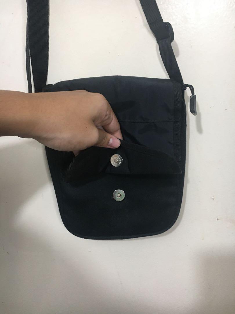 Oxygen Sling Bag, Men's Fashion, Bags, Sling Bags on Carousell