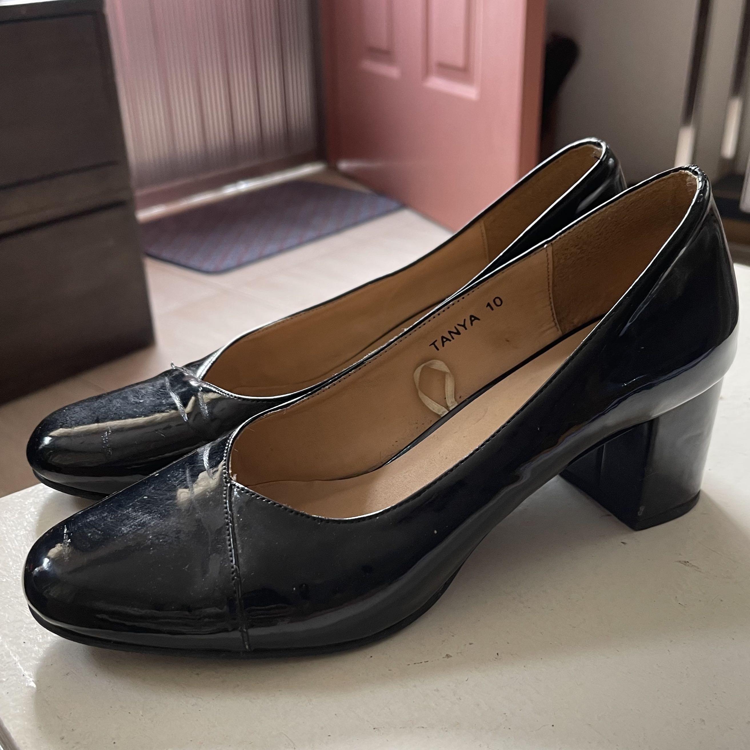Parisian black shoes heels discount