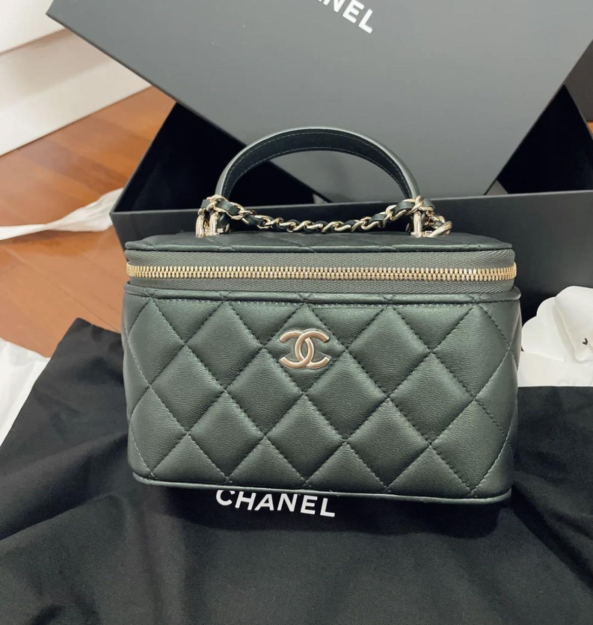Chanel Vanity Case Bag Small 22A Emerald Green Summer 2022 Sold Out BNWT!
