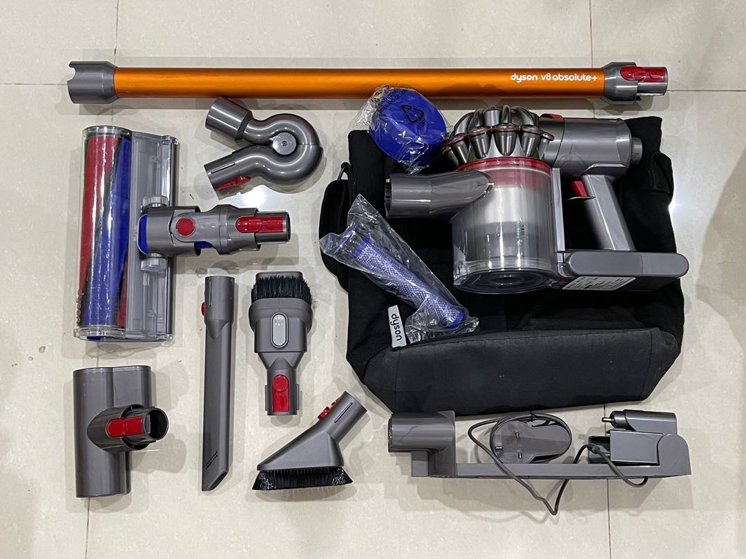 Refurbished Dyson V8 Fluffy set, TV 