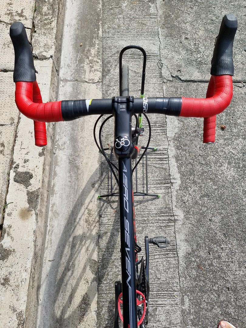 Road bike. Mosso Frame, Shimano R7000 Groupset, Sports Equipment