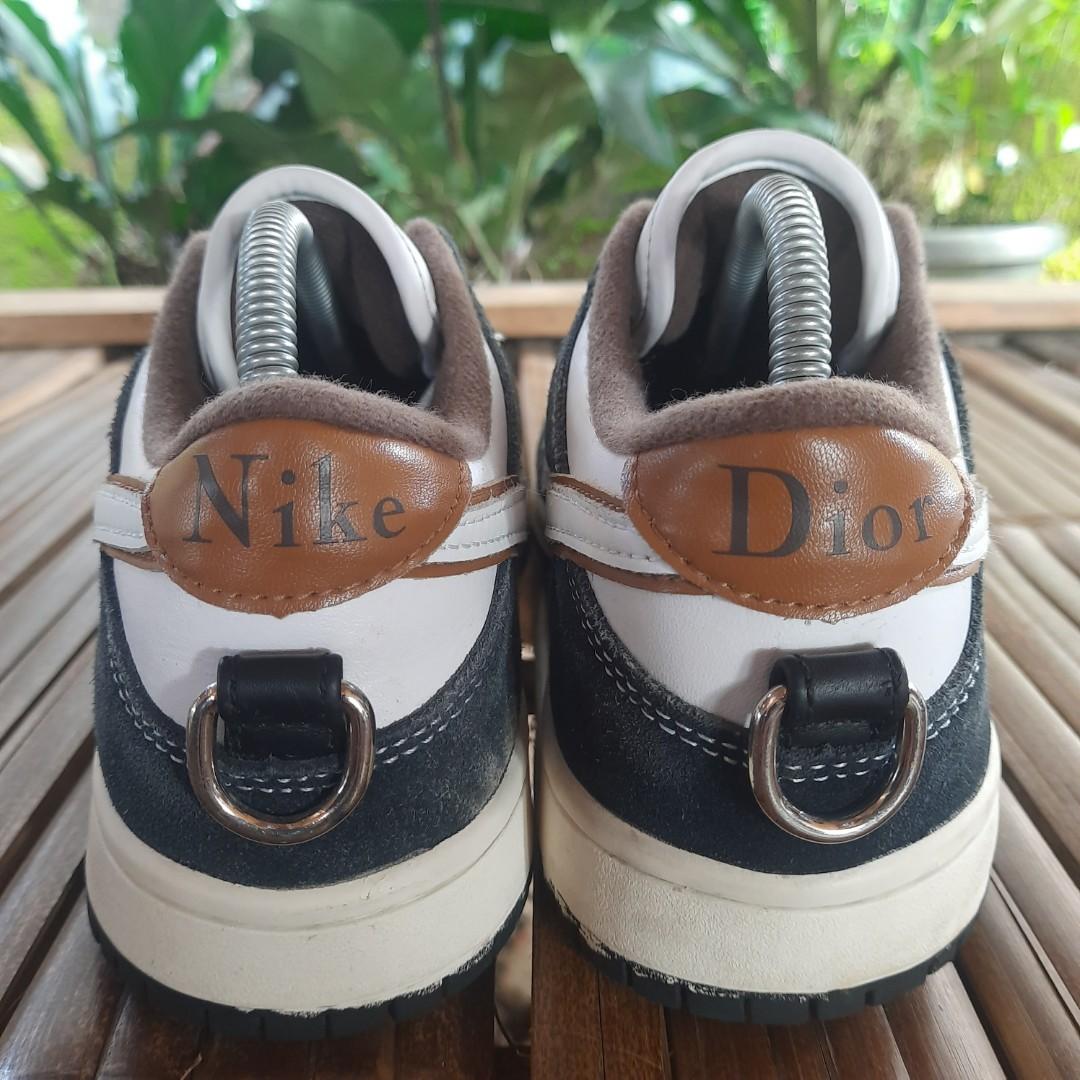 sepatu nike x dior