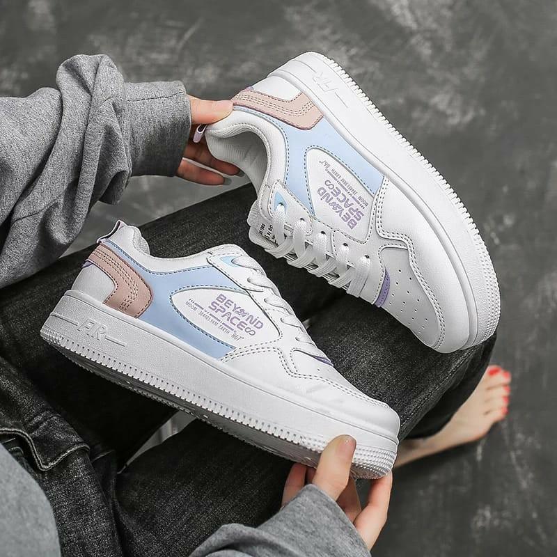 Sepatu sneakers korea shop